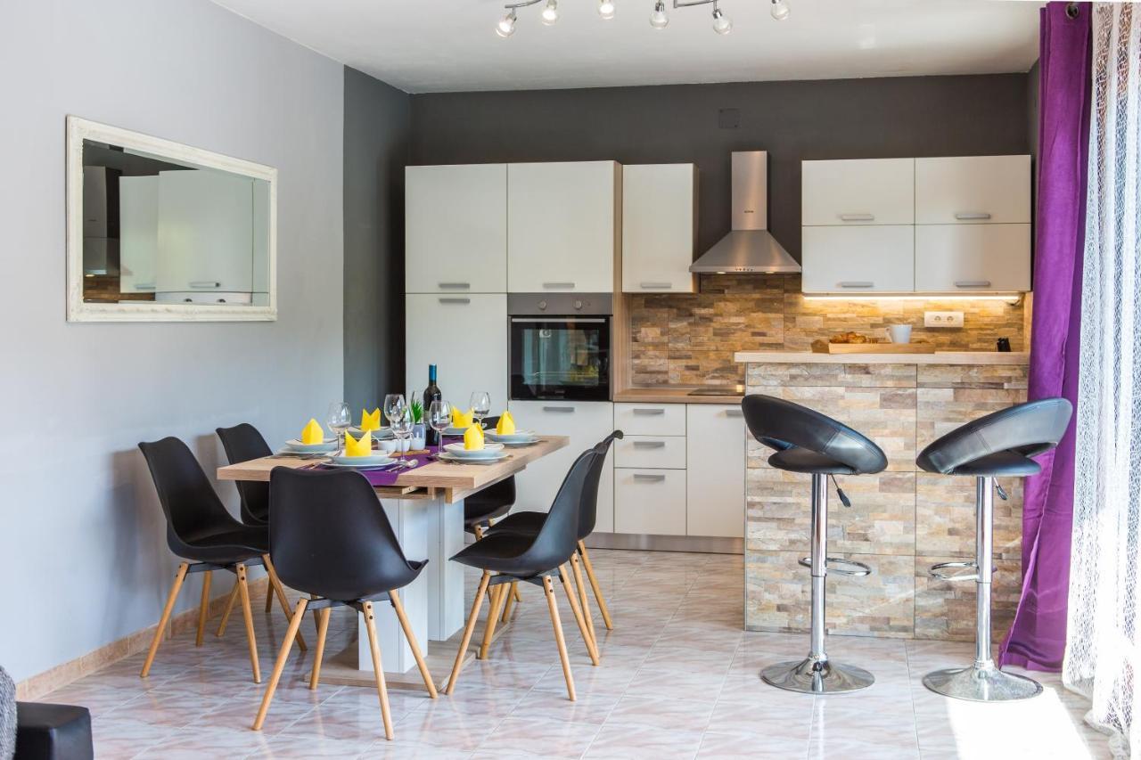Holiday Home Villa Marija Radosic  외부 사진
