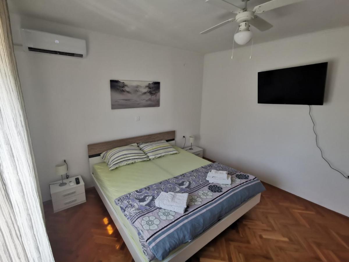 Holiday Home Villa Marija Radosic  외부 사진